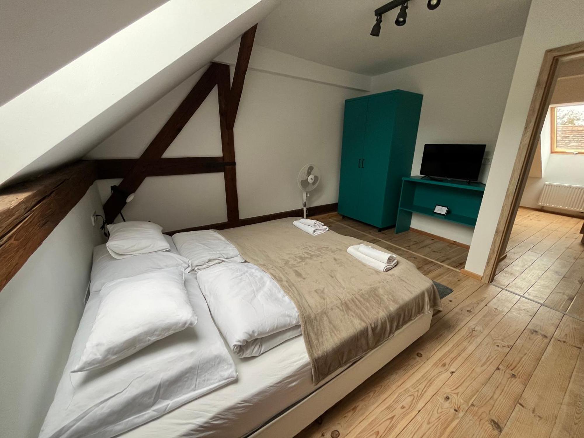 Várkerület 6 Apartman Sárvár Esterno foto